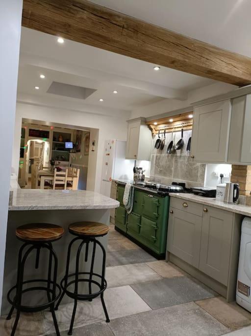 Big Fireplace Aga Hot Tub Wet Room Barn Garage Ланели Екстериор снимка