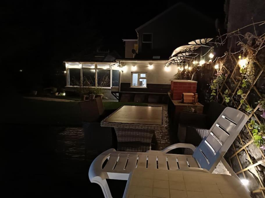 Big Fireplace Aga Hot Tub Wet Room Barn Garage Ланели Екстериор снимка
