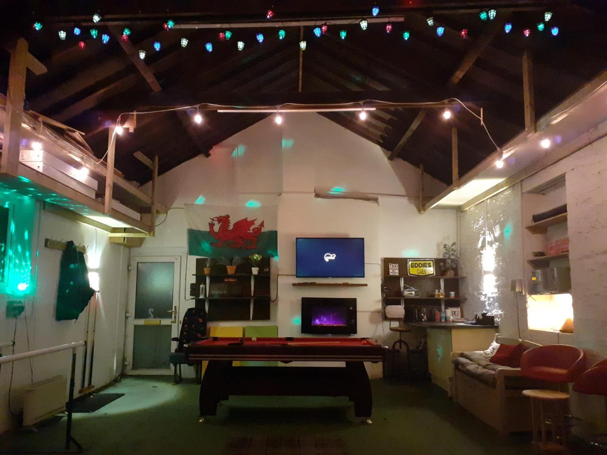 Big Fireplace Aga Hot Tub Wet Room Barn Garage Ланели Екстериор снимка
